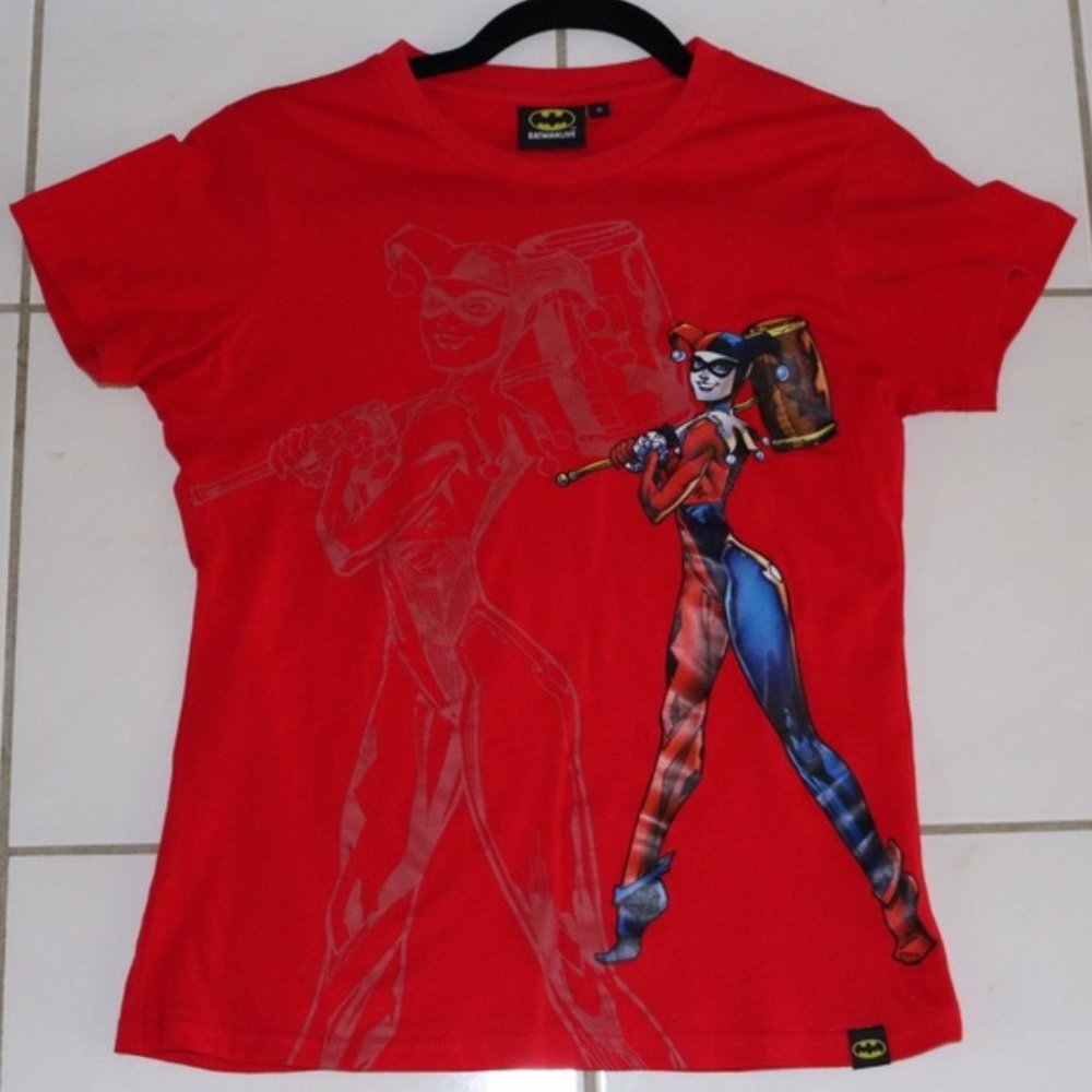 Limited Edition Harley Quinn “Batman Live” T-Shirt